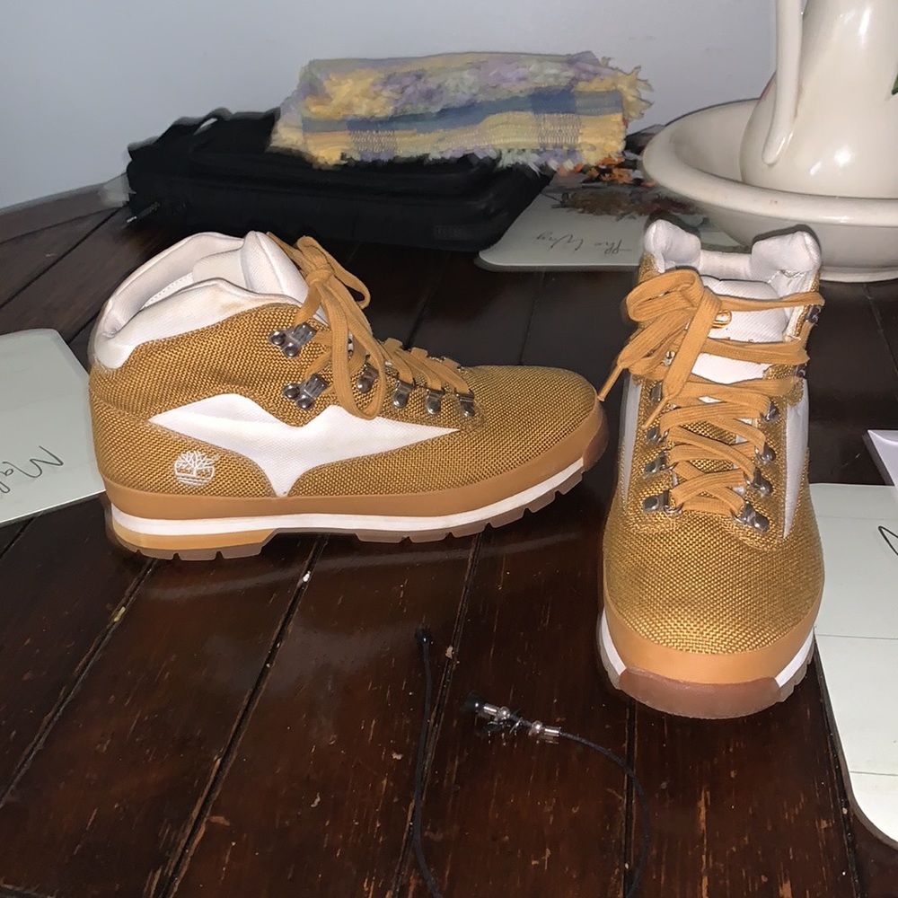 Timberlands - Picture 2 of 2